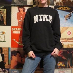 VINTAGE NIKE PULLOVER